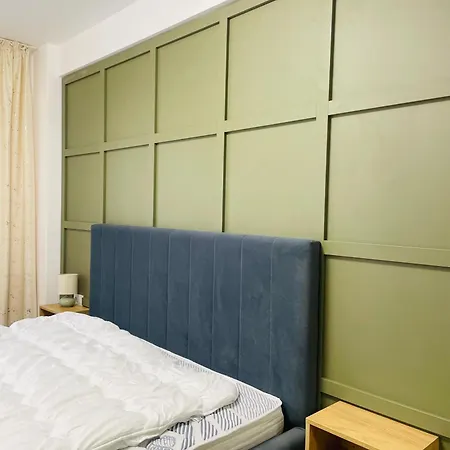 Tina Deluxe 16 Apartment Craiova